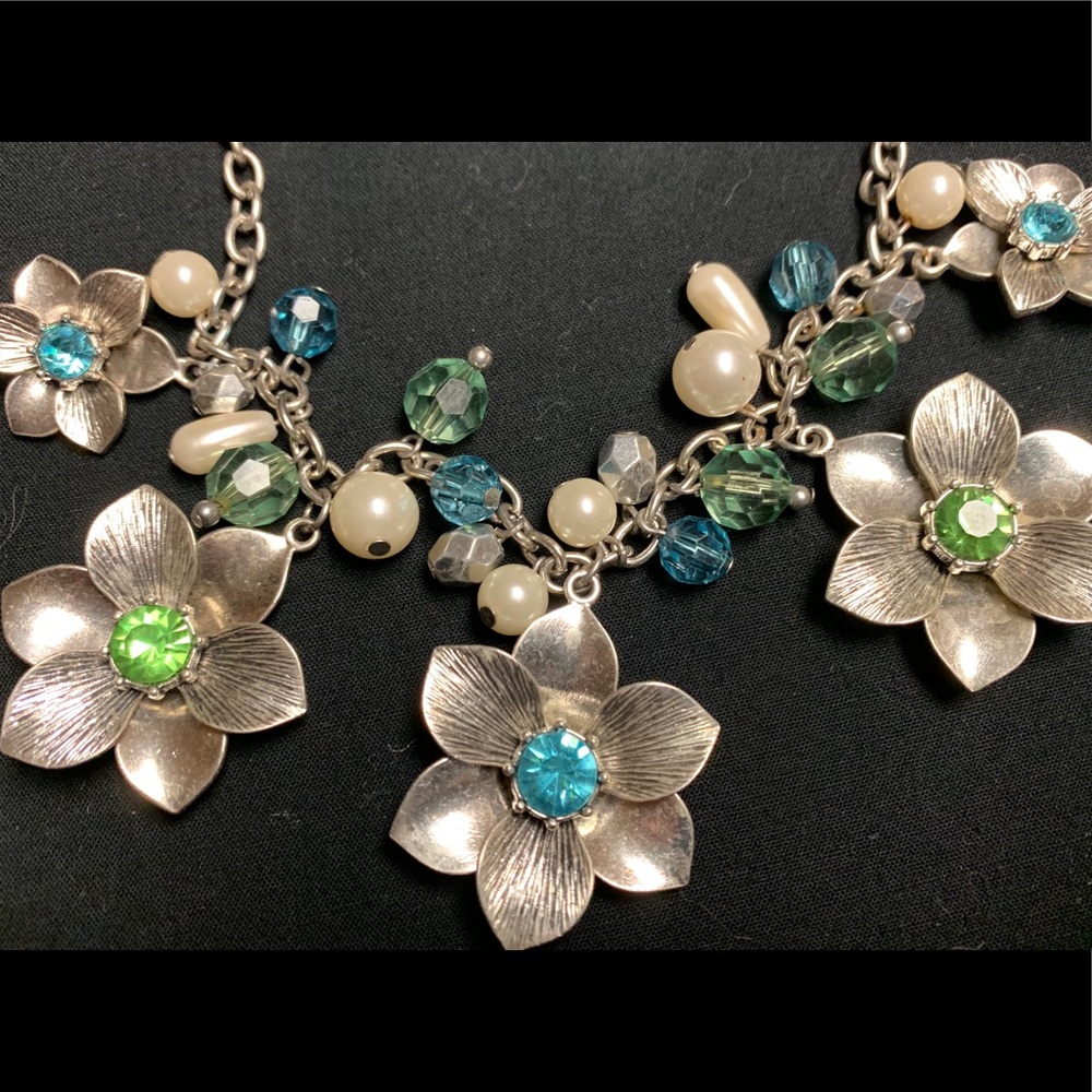 Premier Designs Garden Gate Necklace
